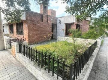 Casa de 5 ambientes, Córdoba · Cerro de Las Rosas 3d 3b Exc Ubic!