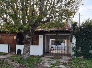 Casa · 120m² · 3 Ambientes · 2 Cocheras · Casa en Venta - 2 Dorm. 1 Baño - Cochera - 283 m² - Mar del Plata