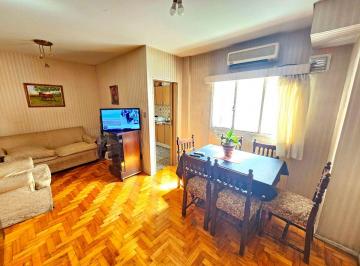 Departamento de 2 ambientes, Villa Crespo · 2 Amb Amplio y Luminoso - C/terraza Comp - Exp Bajas - S/j. B. Justo - a m Av Corrientes - Subte y Metrobus