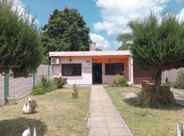 Casa · 40m² · 3 Ambientes · 1 Cochera · Casa en Venta Jose C. Paz
