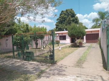Casa · 40m² · 3 Ambientes · 1 Cochera · Casa en Venta Jose C. Paz