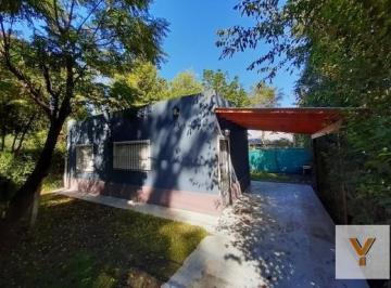 Casa · 70m² · 3 Ambientes · 1 Cochera · Casa en Venta - 2 Dorm. 1 Baño 1 Cochera - 120 m² Totales - Pilar