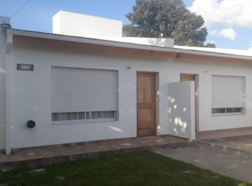 PH · 67m² · 2 Ambientes · 1 Cochera · PH en Venta - 2 Dorm. 2 Baños - 600 m² - General Belgrano