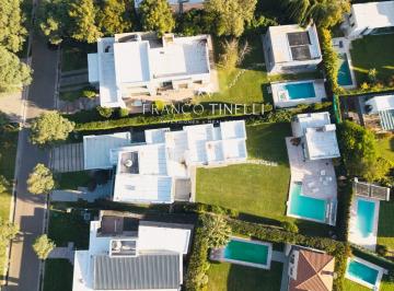 Casa de 12 ambientes, Chacras de Coria · Casa en Venta en Barrio Privado El Remanso – Chacras de Coria