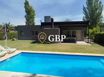 Casa · 150m² · 4 Ambientes · 2 Cocheras · Casa en Alquiler en Canning Barrio Malibu