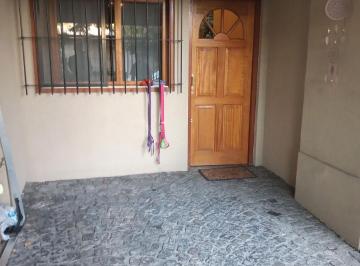 Casa de 3 ambientes, Quilmes · Casa PH 3 Amb. con Garage en Venta Quilmes Sur