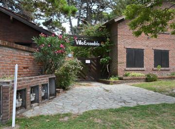 PH · 70m² · 3 Ambientes · 1 Cochera · En Venta PH en El Complejo Villa Escondida