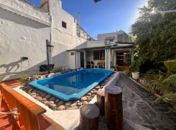 PH · 184m² · 4 Ambientes · PH en Parque Chacabuco con Jardín, Pileta y 3 Deptos