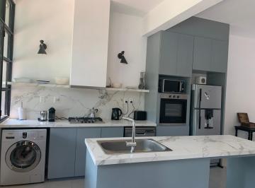 PH de 2 ambientes, San Nicolás de los Arroyos · Alquiler PH Planta Alta Escalera
