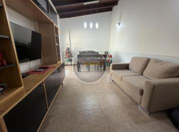 PH · 62m² · 3 Ambientes · Se Vende PH Tres Ambientes, Impecable, Apto Credito (Parque Avellaneda)