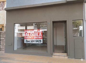 Oficina comercial de 5 ambientes Alquiler $ 980.000 · Dueño Alquila Salón con Oficinas Privadas Pleno Centro