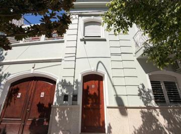 Casa de 6 ambientes, Córdoba · Venta Casa Tres Dorm. con Patio y Pileta en Barrio Cofico