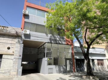 Oficina comercial · 130m² · 4 Ambientes · 2 Cocheras · Venta Alquiler Oficina con 3 Privados Opcional 2 Cocheras Barrio Abasto
