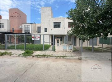 Casa · 140m² · 6 Ambientes · 2 Cocheras · Se Ofrece a La Venta Duplex Apta Credito Ubicada en Barrio Terranova III