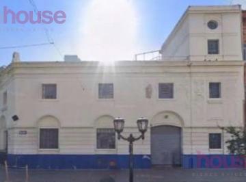 Local comercial · 3000m² · Local en San Telmo