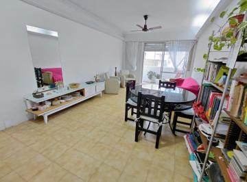 Departamento · 80m² · 3 Ambientes · Balvanera, Uriburu Al 200 Departamento de 3 Ambientes Al Frente con Balcon y Dependencias, Visitalo!