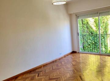 Departamento de 3 ambientes, Vicente López · Apto Crédito - Impecable 3 Amb. con Excelente Ubicación