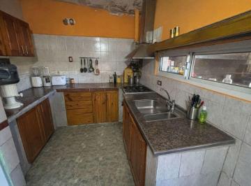 Casa de 3 ambientes, Funes · Venta - Casa de 2 Dorm. en Funes