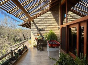 Casa · 403m² · 7 Ambientes · 2 Cocheras · Casa en Venta Country Cuatro Hojas