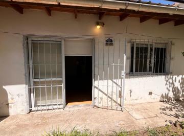 Departamento · 45m² · 2 Ambientes · Departamento PH con Patio Planta Baja Moreno Centro