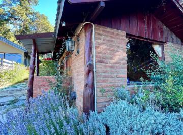Casa · 31m² · 1 Ambiente · 1 Cochera · Alquiler Monoambiente Equipado en Melipal Bariloche
