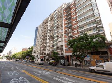 Departamento · 93m² · 4 Ambientes · Venta Departamento 4 Ambientes con Dependencia de Servicio