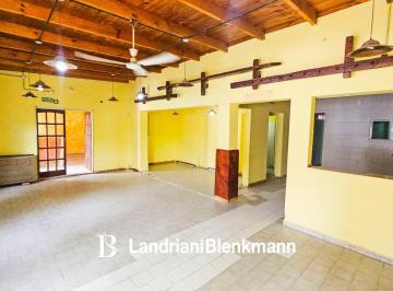 Local comercial · 130m² · 3 Ambientes · Local Comercial en Alquiler