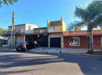 Casa · 180m² · 7 Ambientes · 5 Cocheras · Venta 2 Casas 3 y 4 Ambientes - Jose C Paz