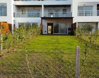 Departamento · 130m² · 3 Ambientes · Conquipropiedades - Albanueva - Duplex Sobre Rio Lujan