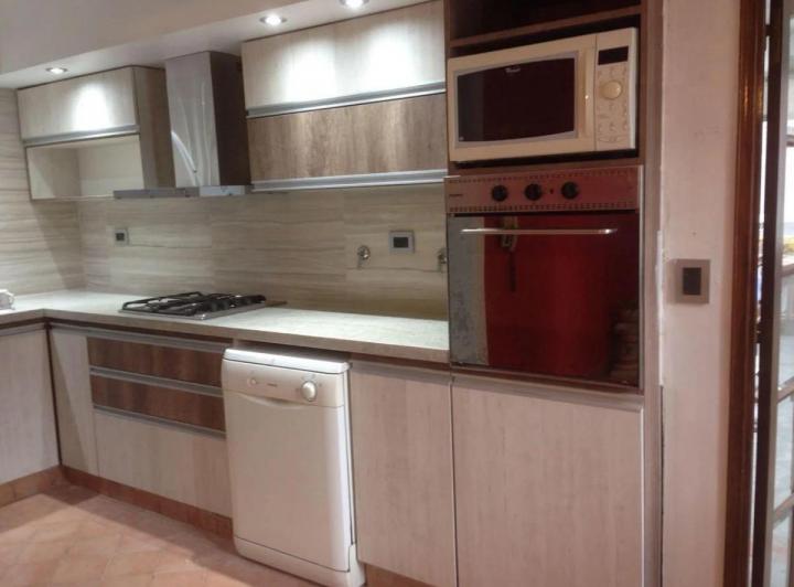Departamento · 215m² · 9 Ambientes · 1 Cochera