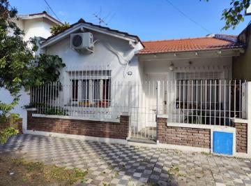 Casa de 3 ambientes, Lanús · Casa en Venta