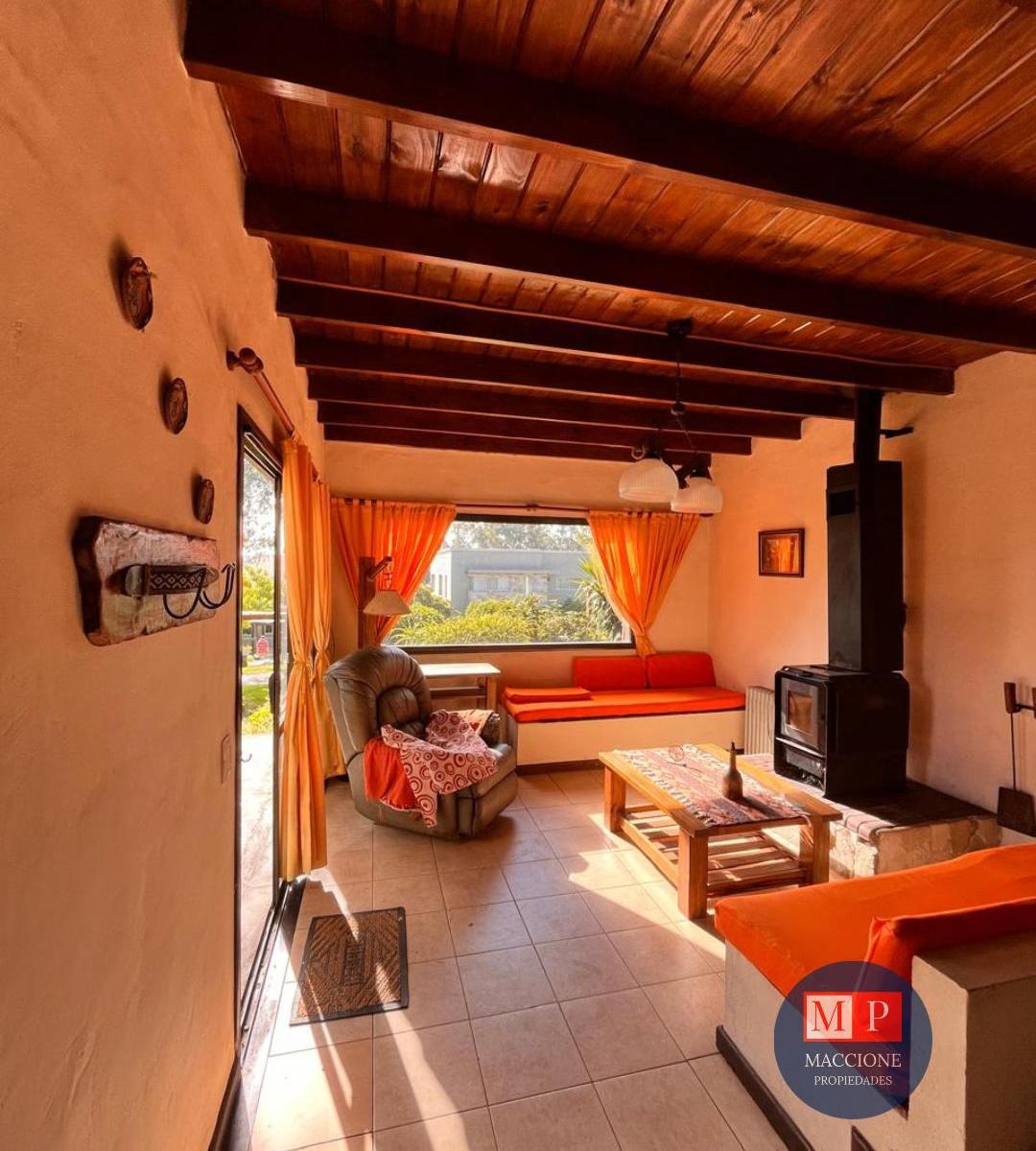 Dúplex 3 amb, 79m² con parque y cochera — Sierra de los Padres