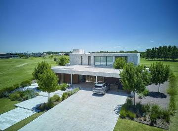 Casa · 292m² · 5 Ambientes · 2 Cocheras · Moderna Casa a La Venta en La Providencia