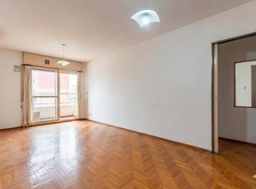 Departamento · 67m² · 3 Ambientes · Venta Dos Dorm. Balcon Zona Centro