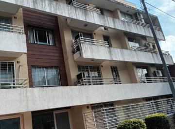 Departamento de 1 ambiente, Lomas de Zamora · Monoambiente Al Frente Apto Profesional