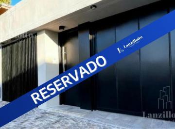 Casa · 150m² · 4 Ambientes · 1 Cochera · Venta Casa a Estrenar