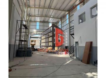 Bodega-Galpón , Parque Chas · Galpón 850 m² S/lote 12x59 a Estrenar Mixt 3
