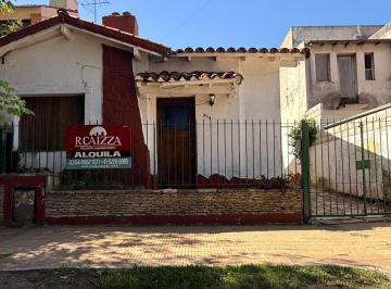 Casa · 100m² · 4 Ambientes · 2 Cocheras · Casa en Alquiler en Pleno Centro de Lomas de Zamora