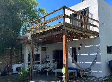 Casa · 5 Ambientes · Casa en La Barra