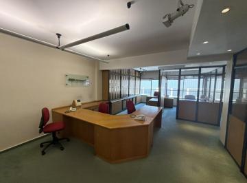 Oficina comercial · 73m² · 5 Ambientes · Hermosa y Muy Funcional Oficina en Venta