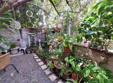 Casa en Venta de 4 ambientes Quilmes · Lote con Dos Propiedades en Venta en Quilmes