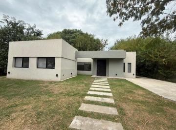 Casa · 170m² · 5 Ambientes · 2 Cocheras · Casa Venta Barrio San Matías Escobar