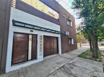 PH · 78m² · 3 Ambientes · 1 Cochera · Venta Depto Tipo Casa 3 Ambientes con Patio y Parrilla en Bernal
