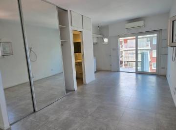 Departamento · 26m² · 1 Ambiente · Alquiler Monoambiente - Zona Alto Palermo con Balcón Piso Alto