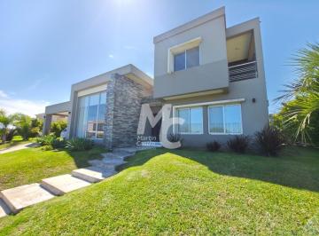 Casa · 1080m² · 6 Ambientes · Casa en Venta en La Reserva Cardales
