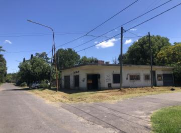 Local comercial · 162m² · 3 Ambientes · 1 Cochera · Local en Villa Elisa a La Venta
