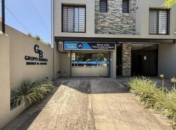 Local comercial · 35m² · 2 Ambientes · 1 Cochera · Local | Apto Profesional | Vidriera | Persiana Automática | Cochera | Puente Champagnat