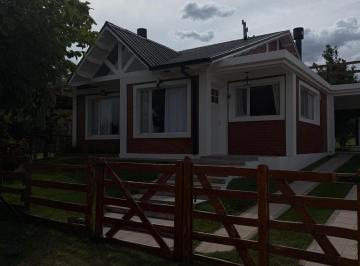 Casa · 155m² · 2 Dormitorios · Casa en Venta en Villa El Chocon