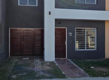 PH · 135m² · 5 Ambientes · Dúplex de Dos Plantas Ubicado en Barrio La Paya I Dentro de Barrio Inaudi!