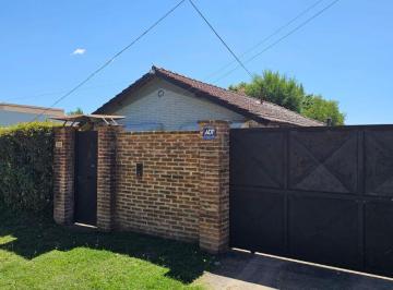 Casa de 6 ambientes, La Plata · Venta Casa en Villa Elisa Calle 7 E/ 56 y 57